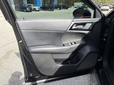 2023 Mitsubishi Outlander SE