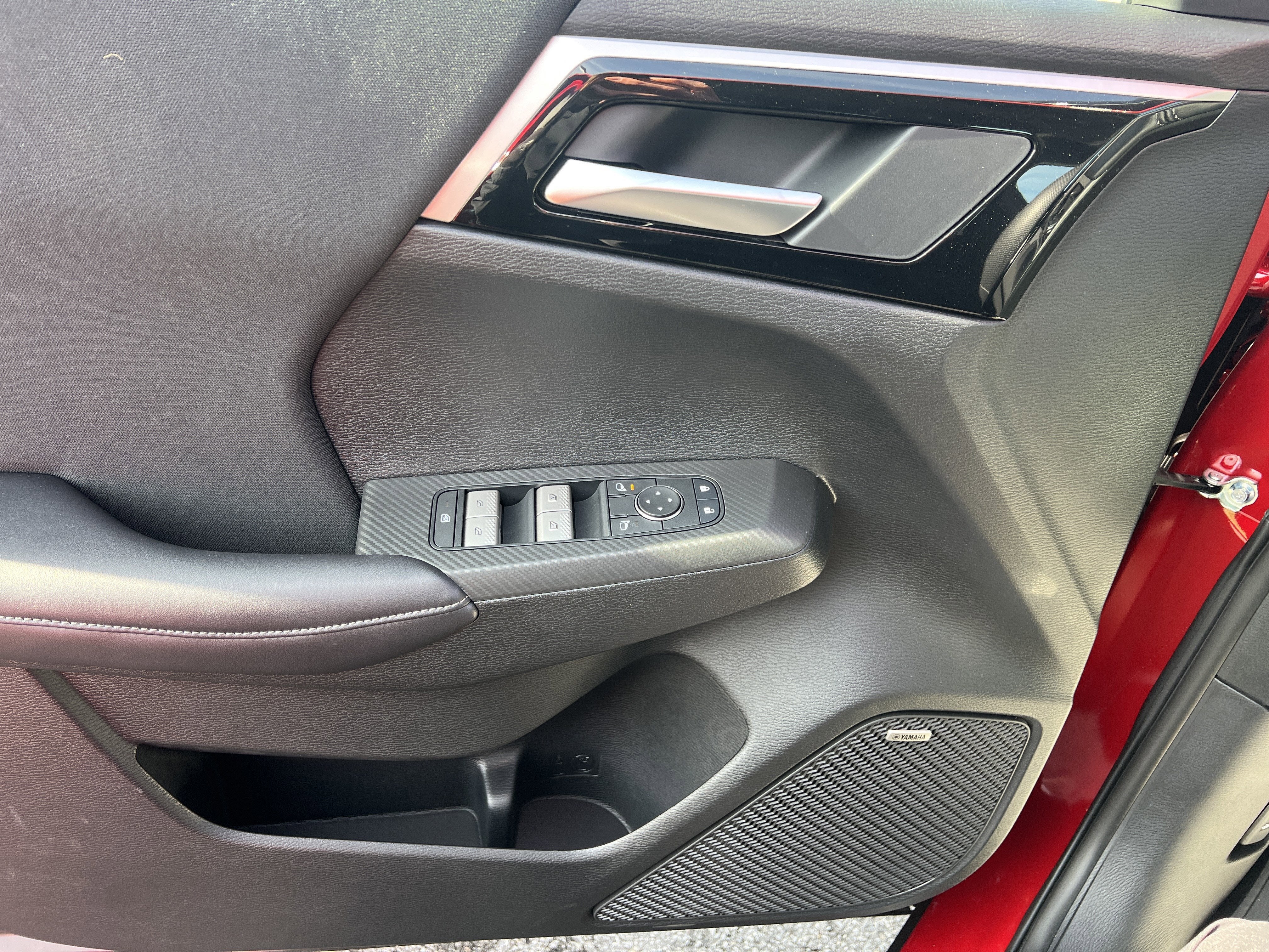 2025 Mitsubishi Outlander ES