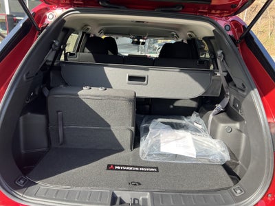 2025 Mitsubishi Outlander ES