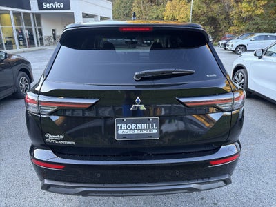 2026 Mitsubishi Outlander ES