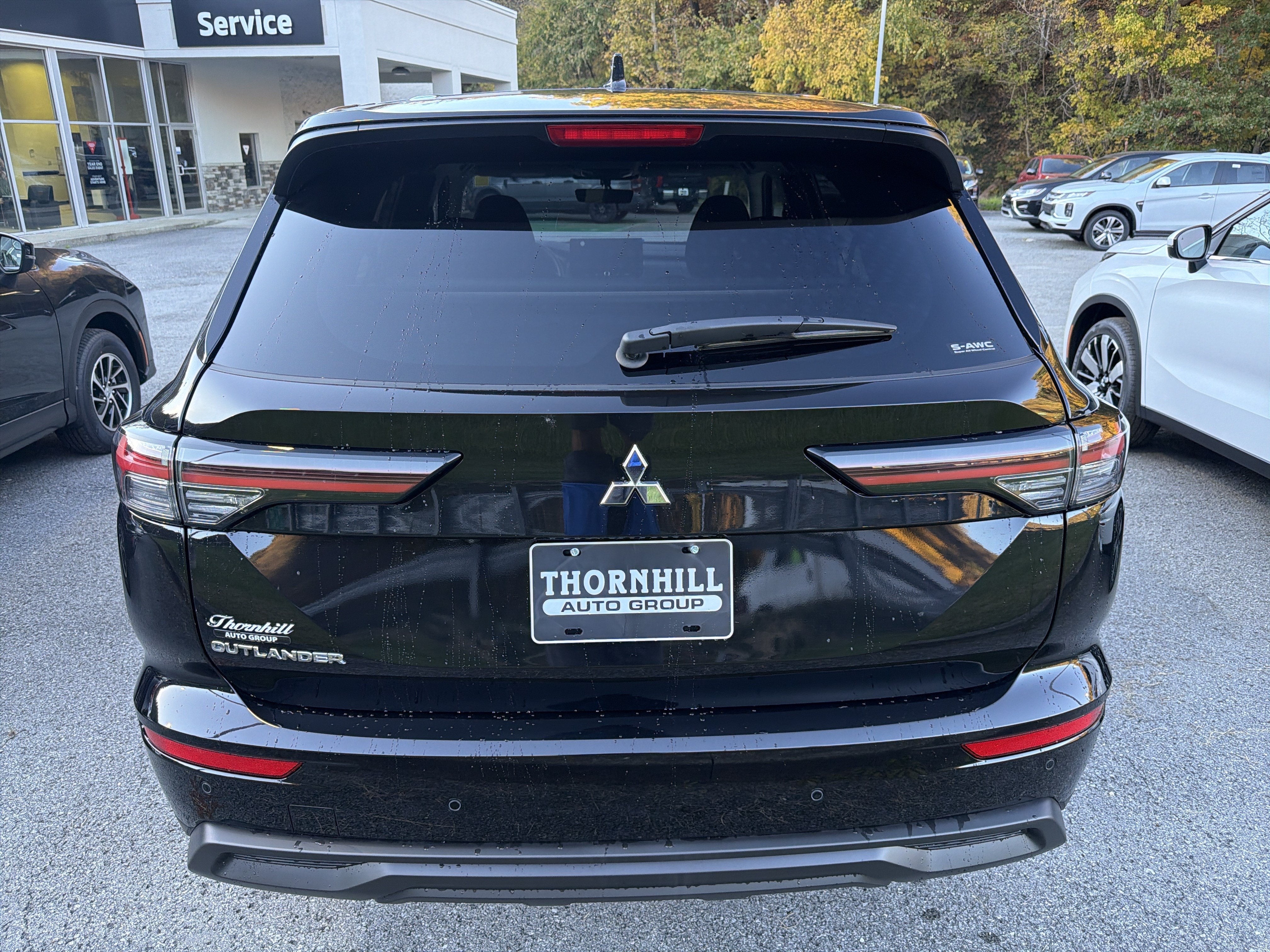 2026 Mitsubishi Outlander ES