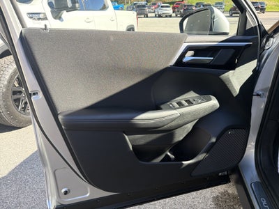 2026 Mitsubishi Outlander ES