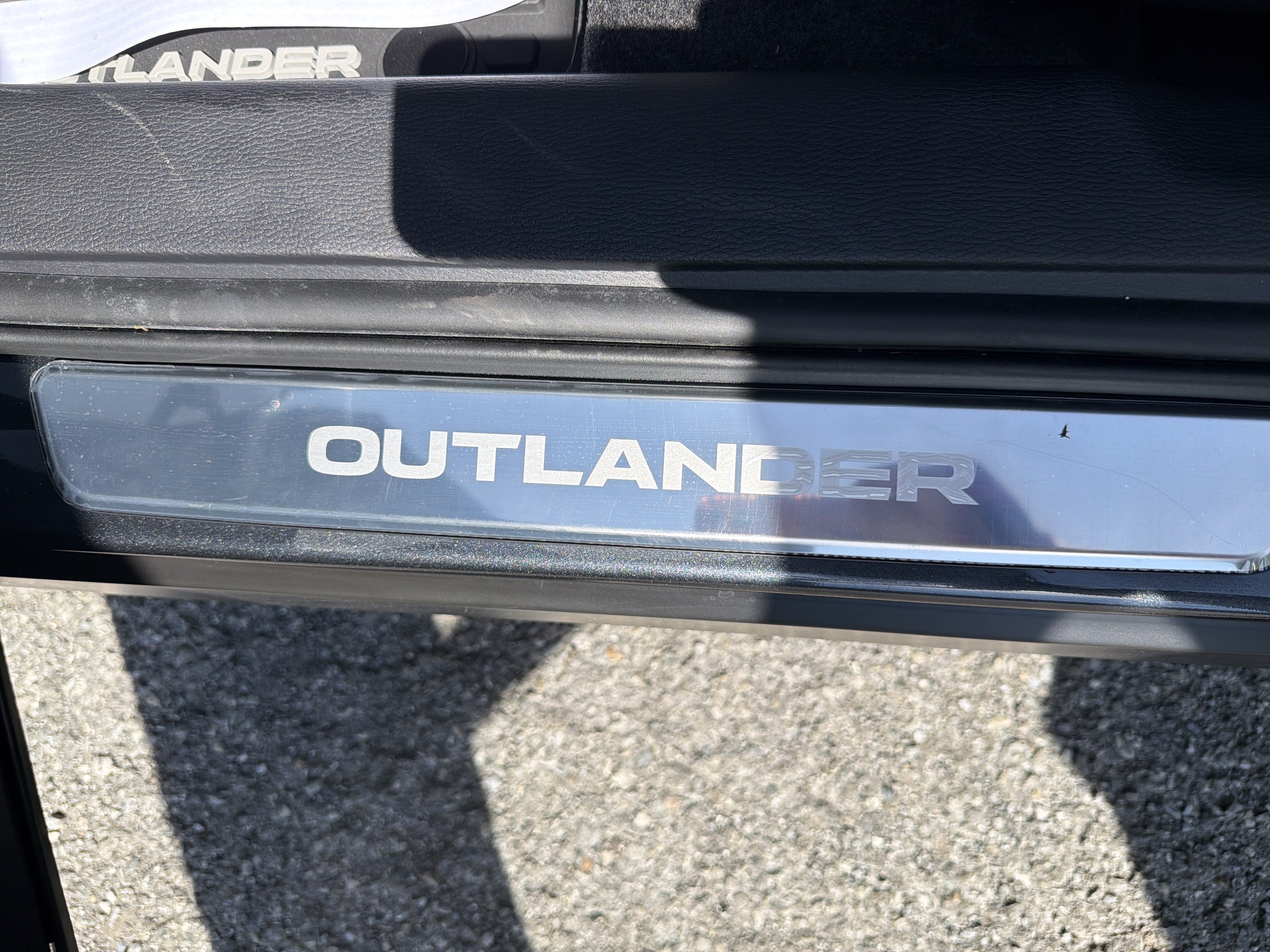 2026 Mitsubishi Outlander ES