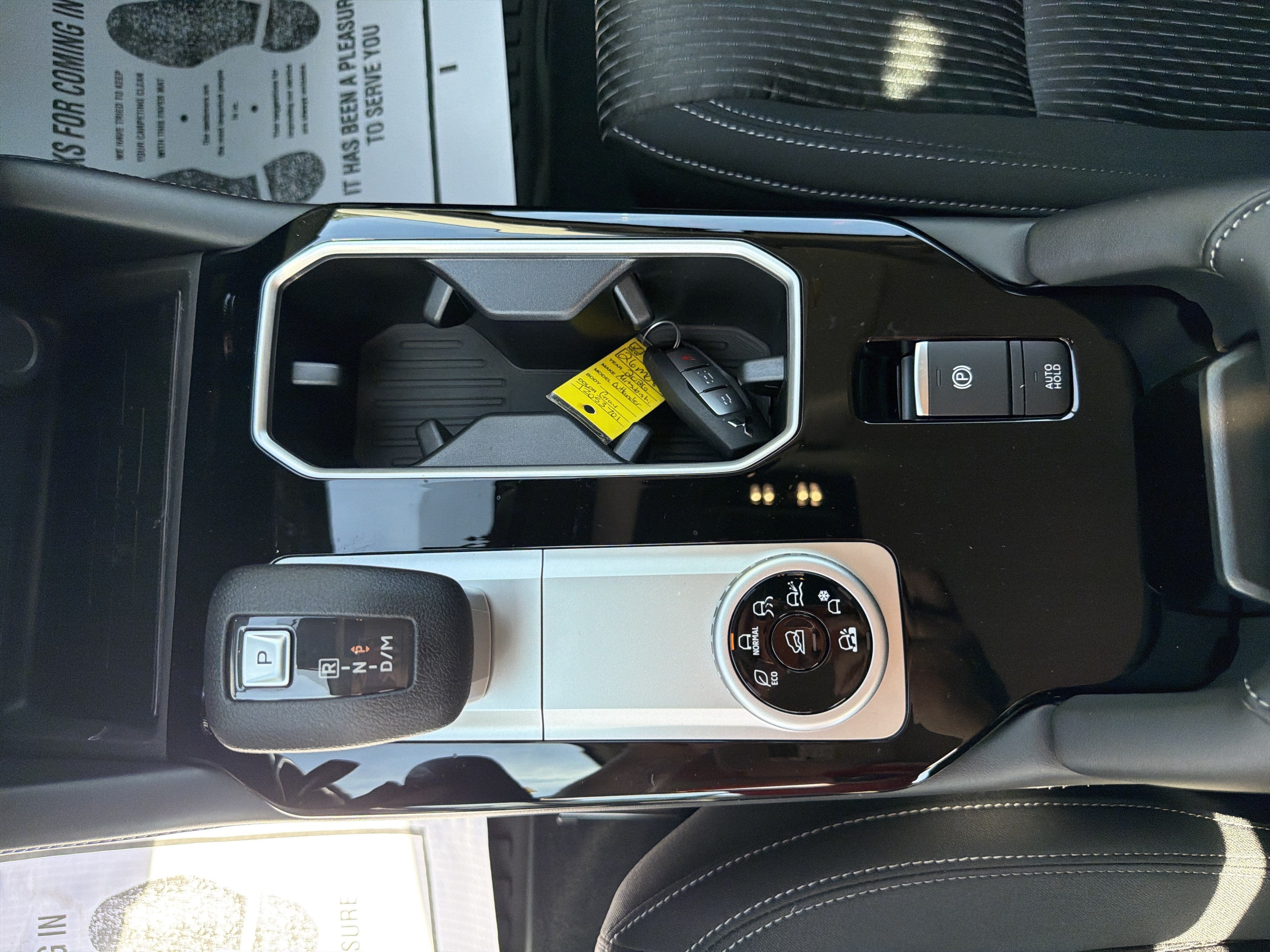 2026 Mitsubishi Outlander ES
