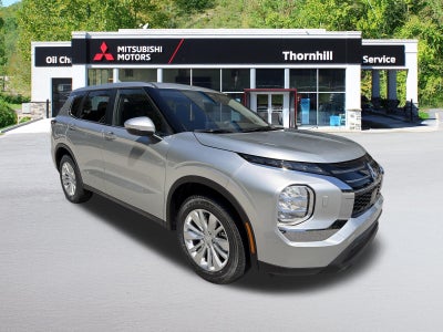 2026 Mitsubishi Outlander ES