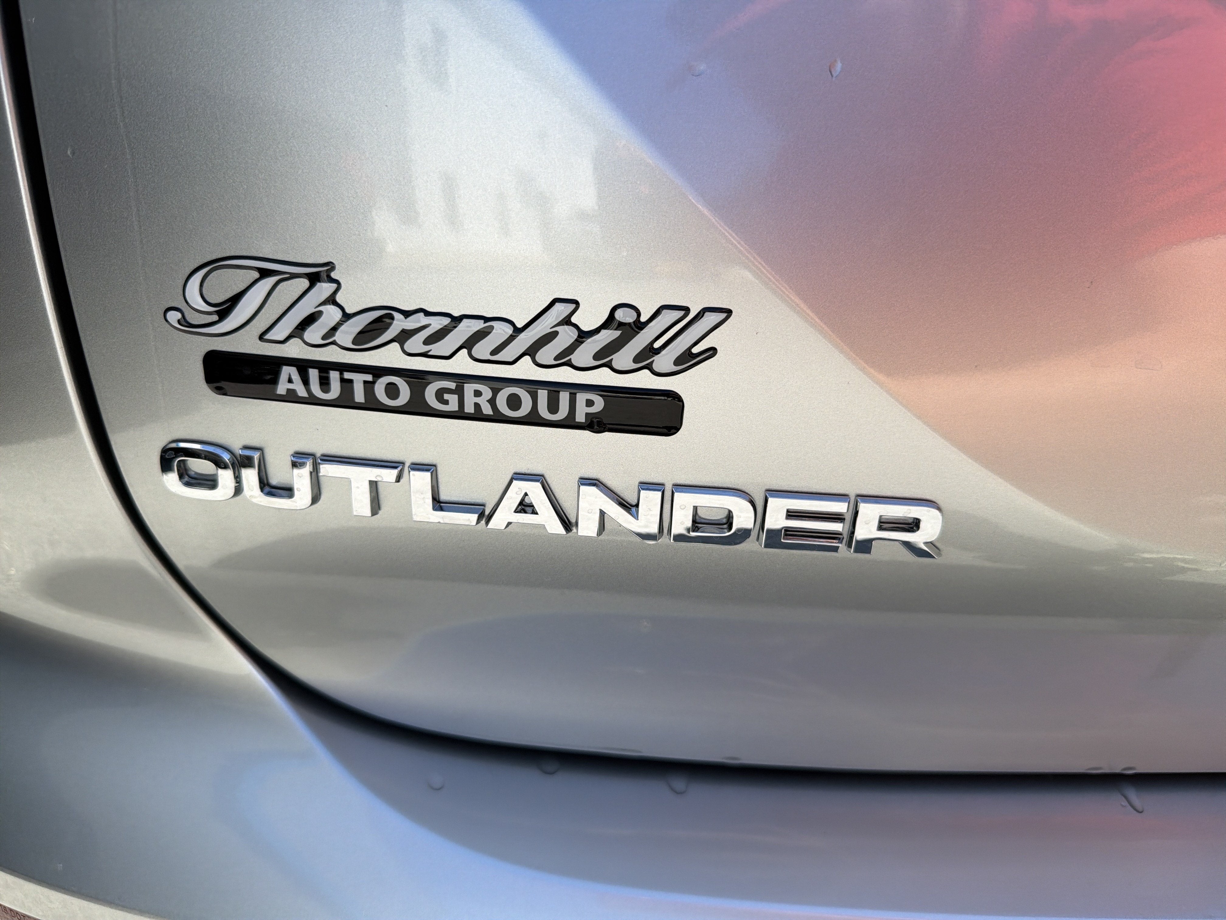 2026 Mitsubishi Outlander ES