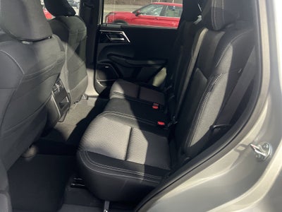 2026 Mitsubishi Outlander ES