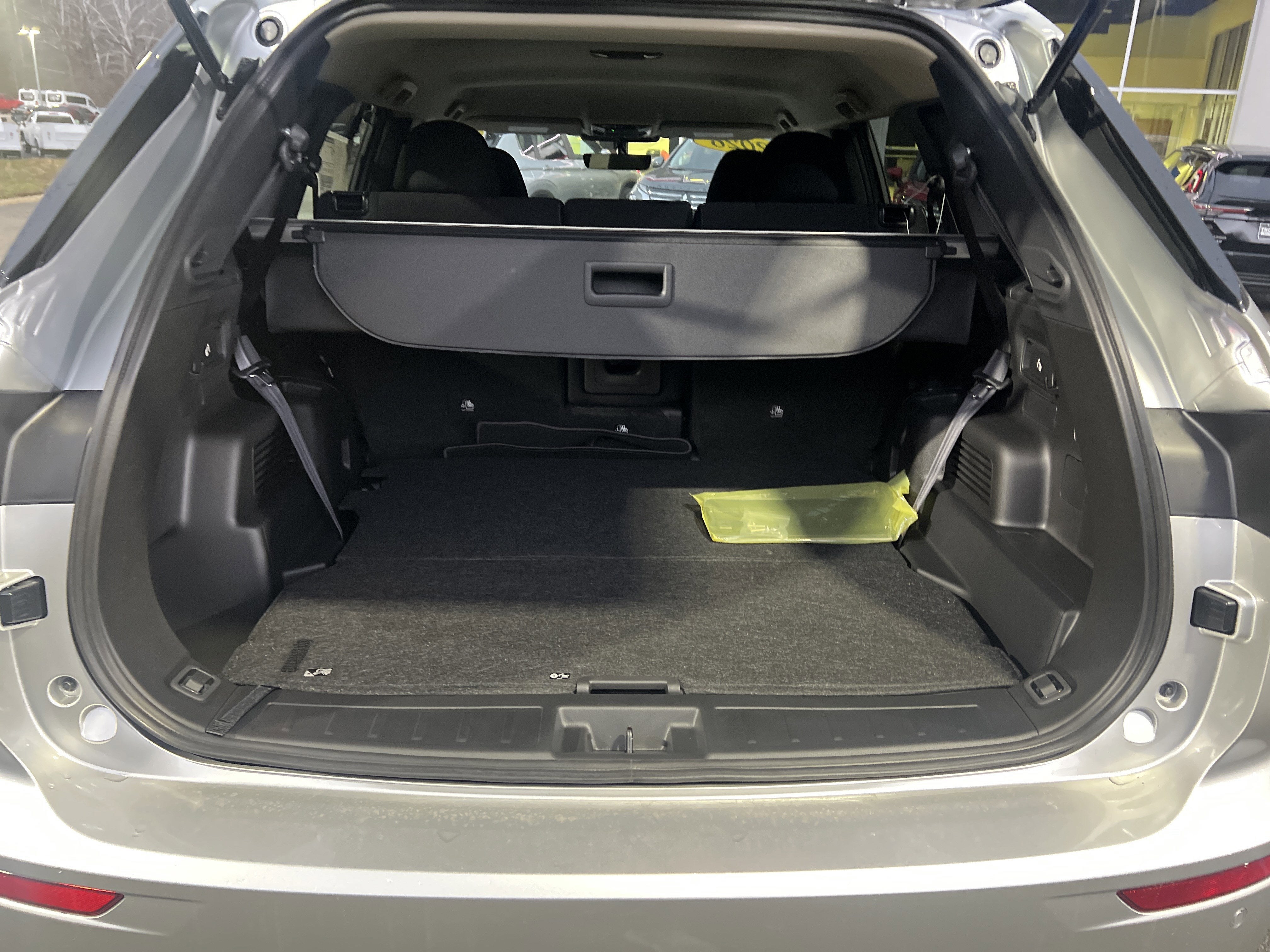 2026 Mitsubishi Outlander ES