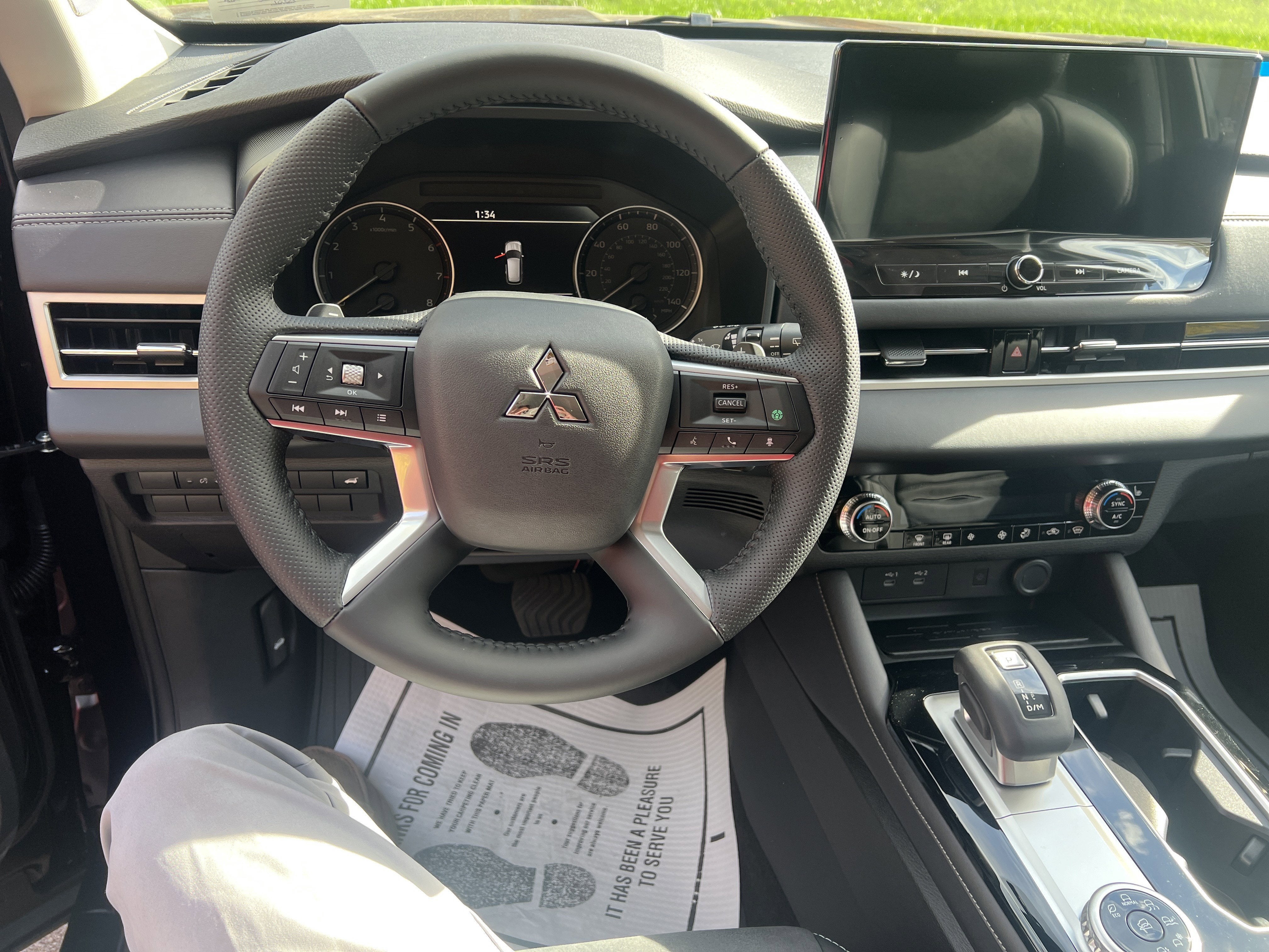 2025 Mitsubishi Outlander SE