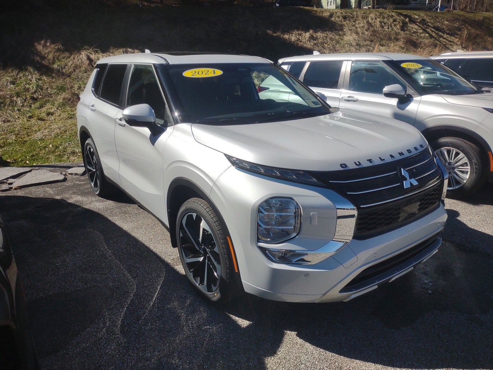 2024 Mitsubishi Outlander SE Chapmanville WV Charleston Pikeville
