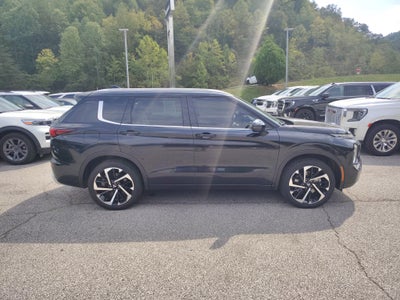 2023 Mitsubishi Outlander SEL