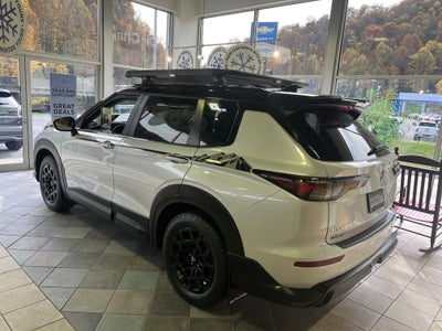 2025 Mitsubishi Outlander Trail Edition