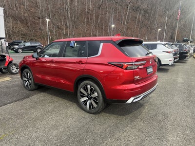 2026 Mitsubishi Outlander SE