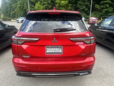 2026 Mitsubishi Outlander LE