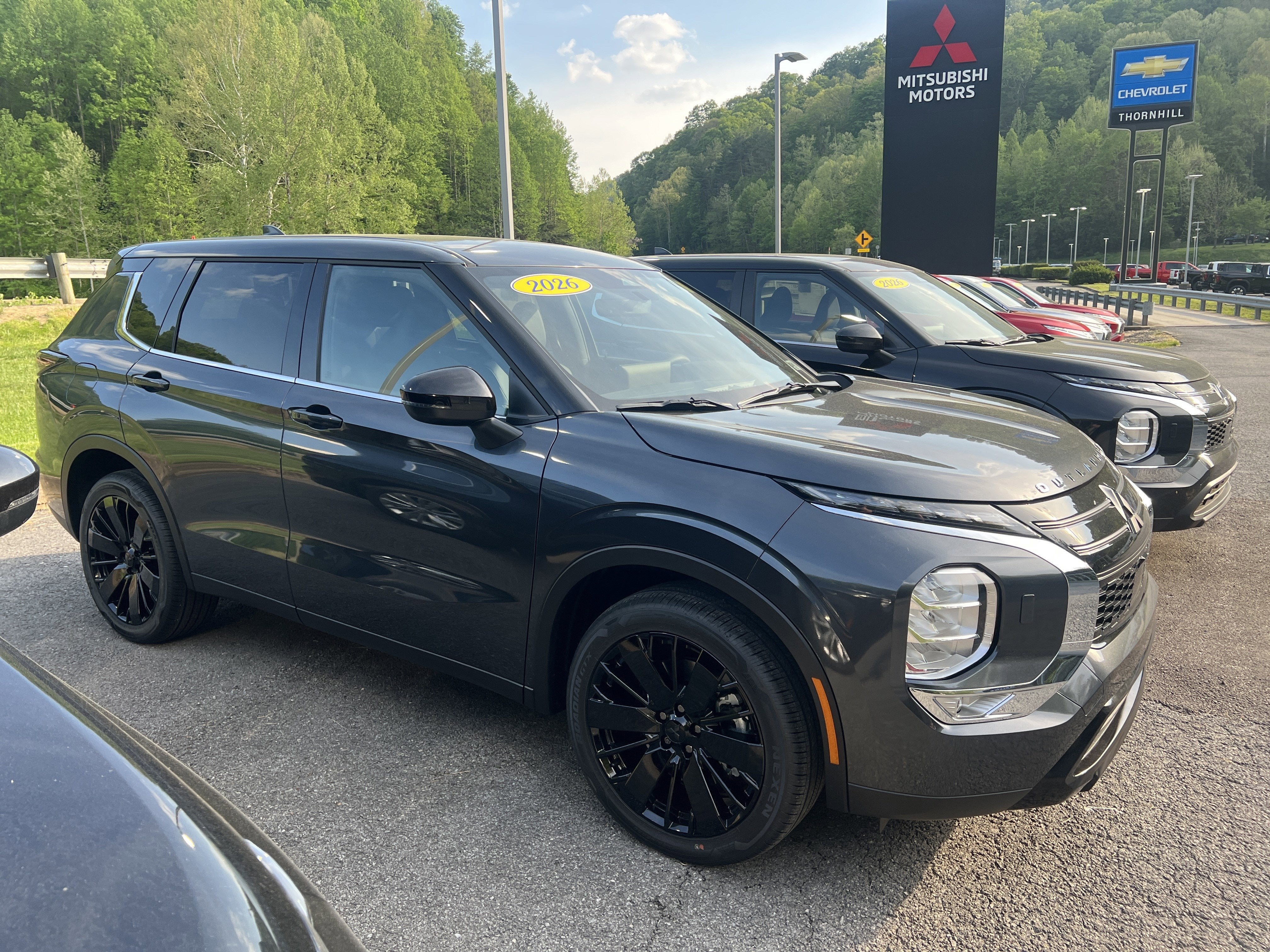 2026 Mitsubishi Outlander LE