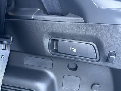 2027 Mitsubishi Outlander SE