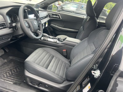 2026 Mitsubishi Outlander LE