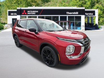 2027 Mitsubishi Outlander LE