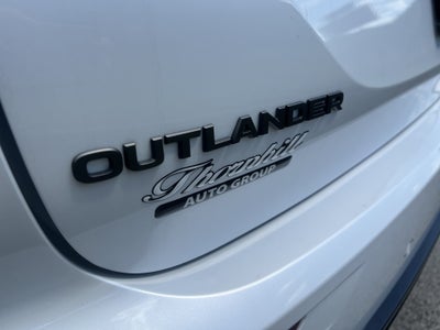 2026 Mitsubishi Outlander LE