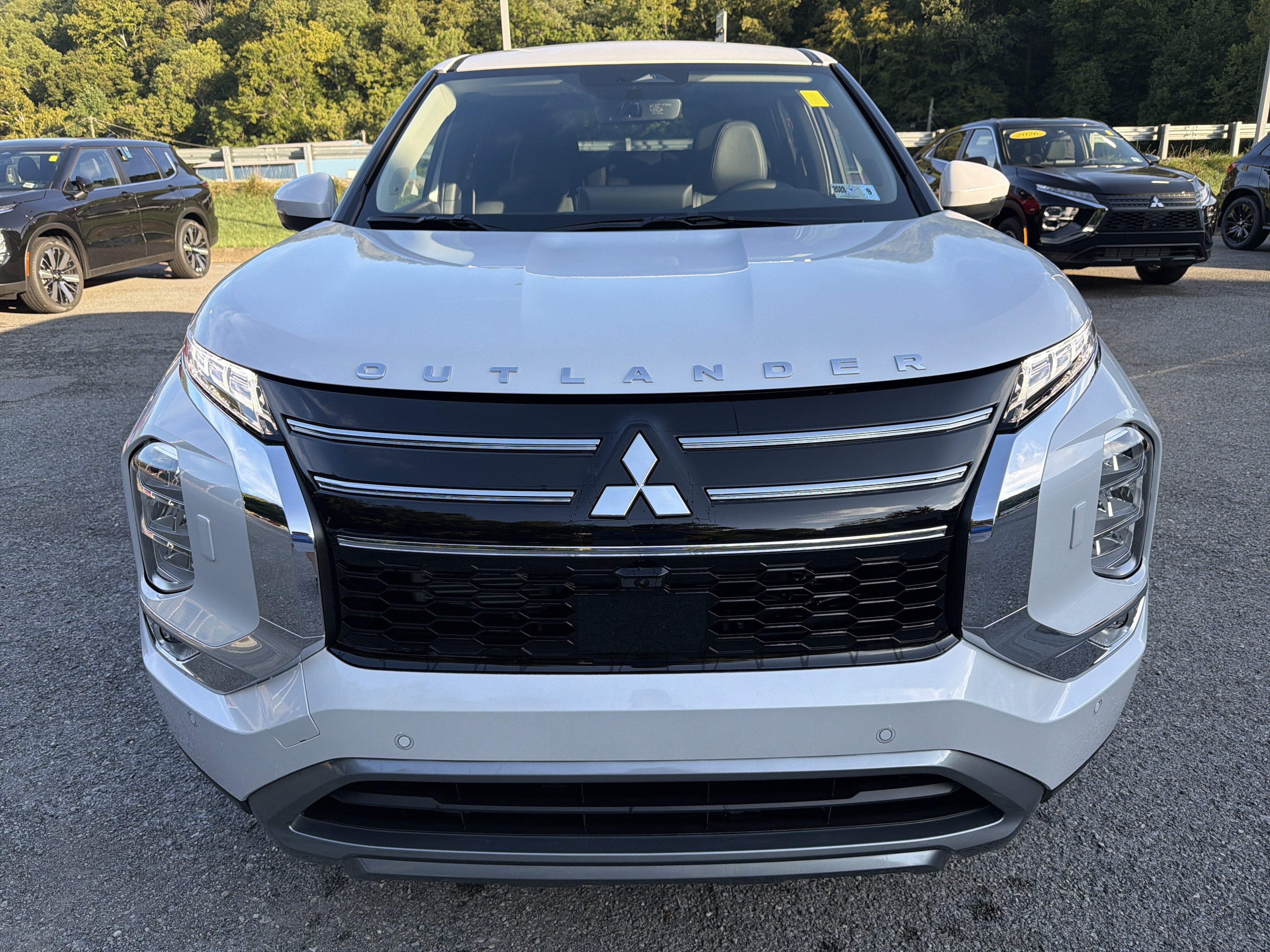 2026 Mitsubishi Outlander SE