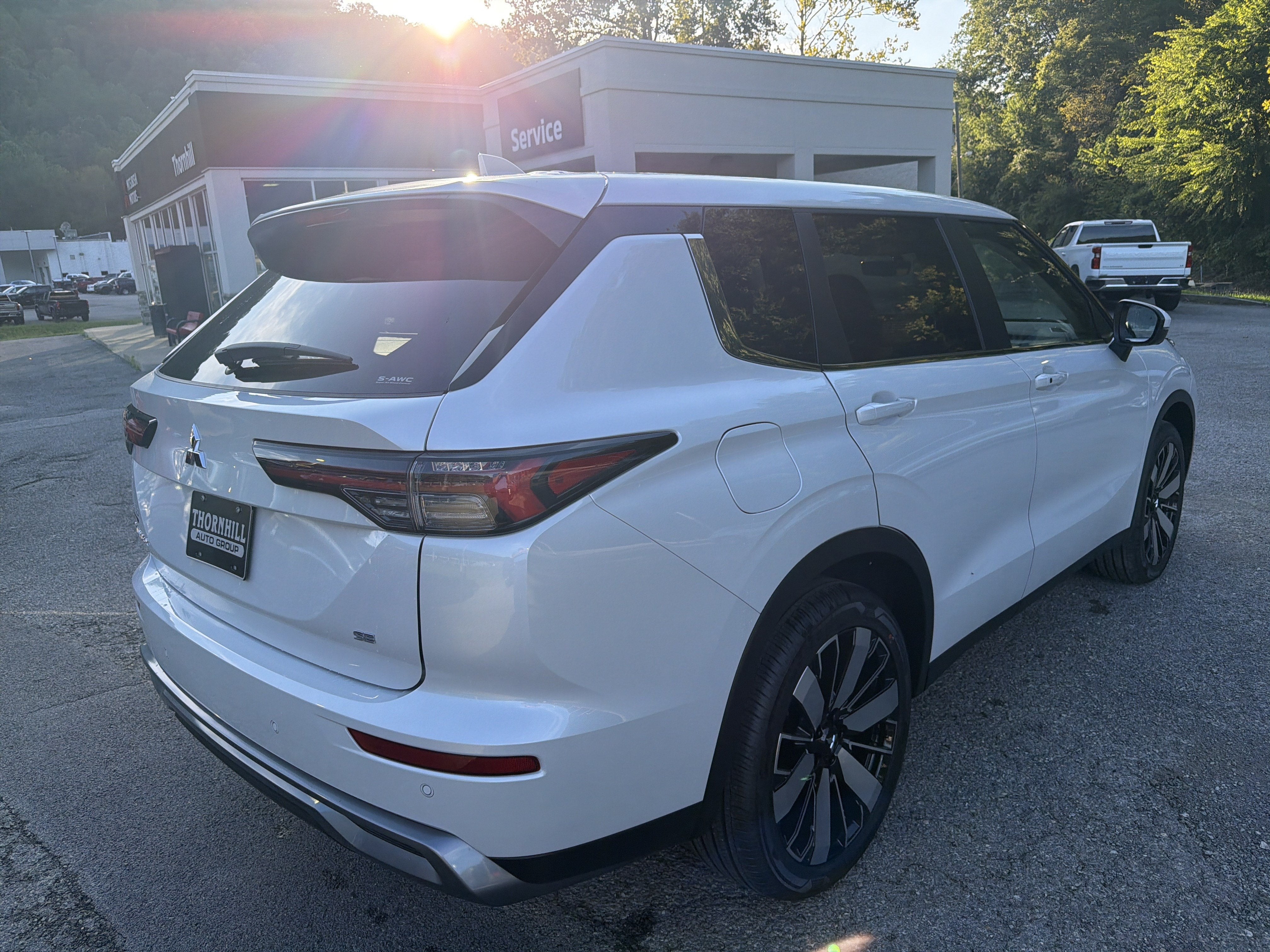 2026 Mitsubishi Outlander SE