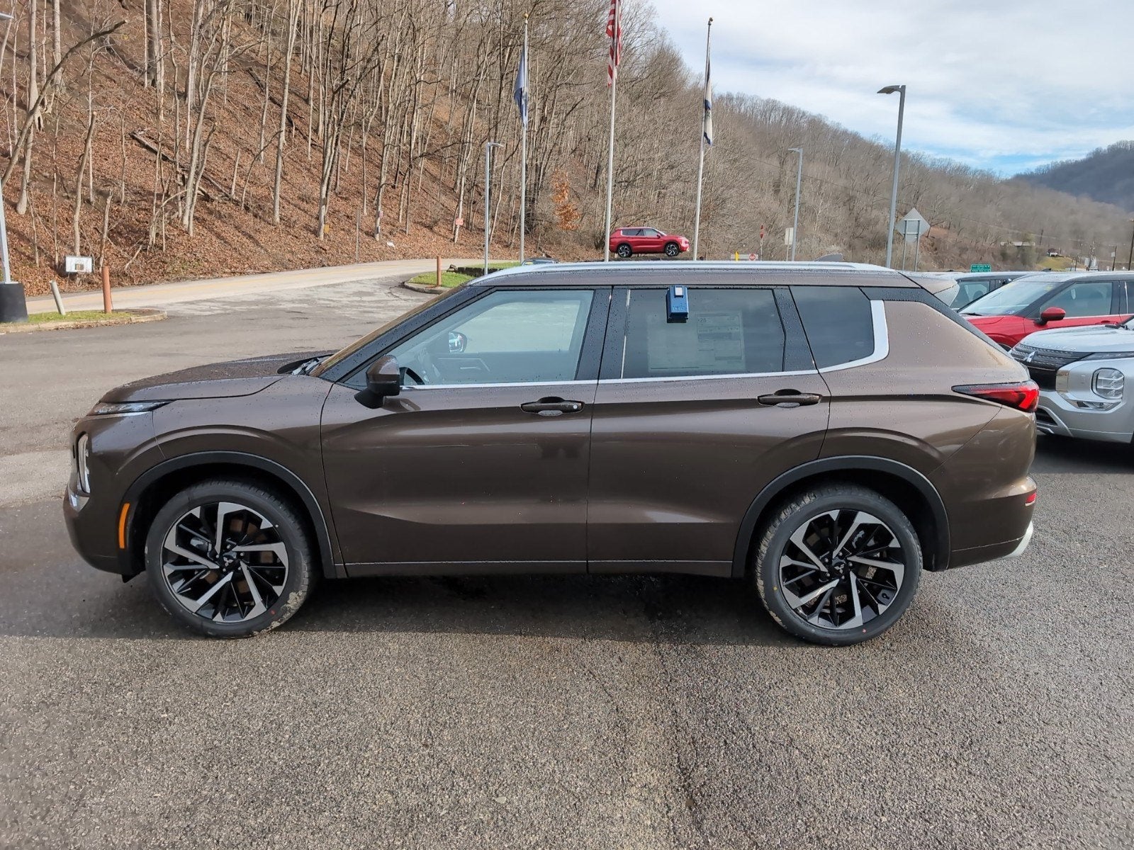 2024 Mitsubishi Outlander SEL Chapmanville WV Charleston Pikeville